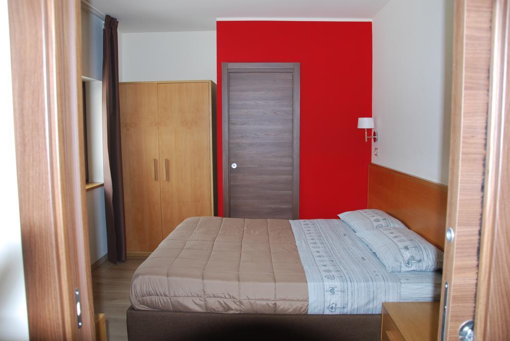 Guest House Caracas 洛里卡 外观 照片